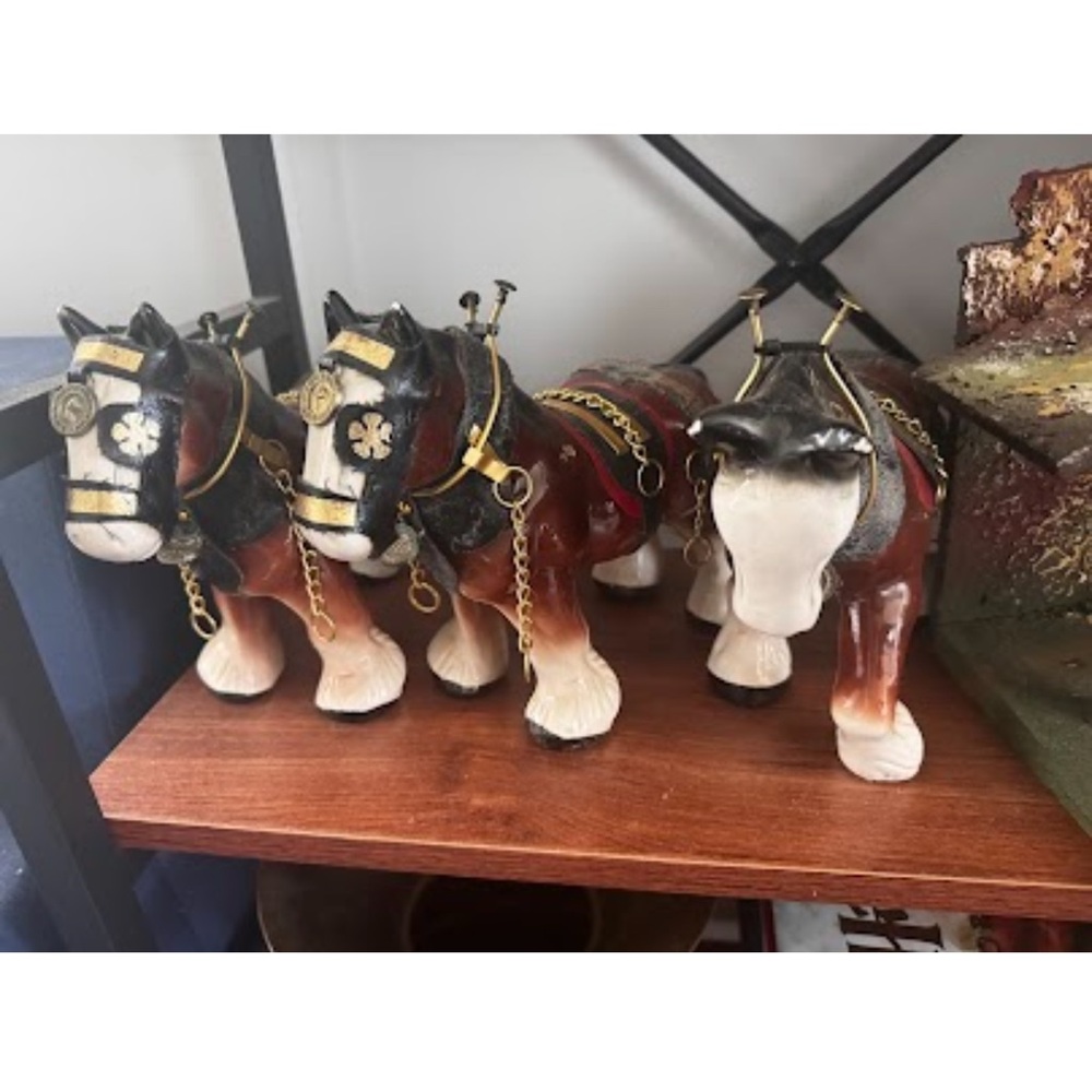 Decorative Horse Figurines - Black and Brown